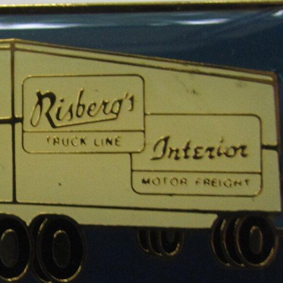 Trucker Keychain - Picture 4 of 12